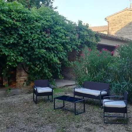 Marche Country House * Passo di Treia